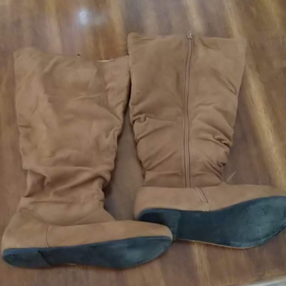 Mid calf boots